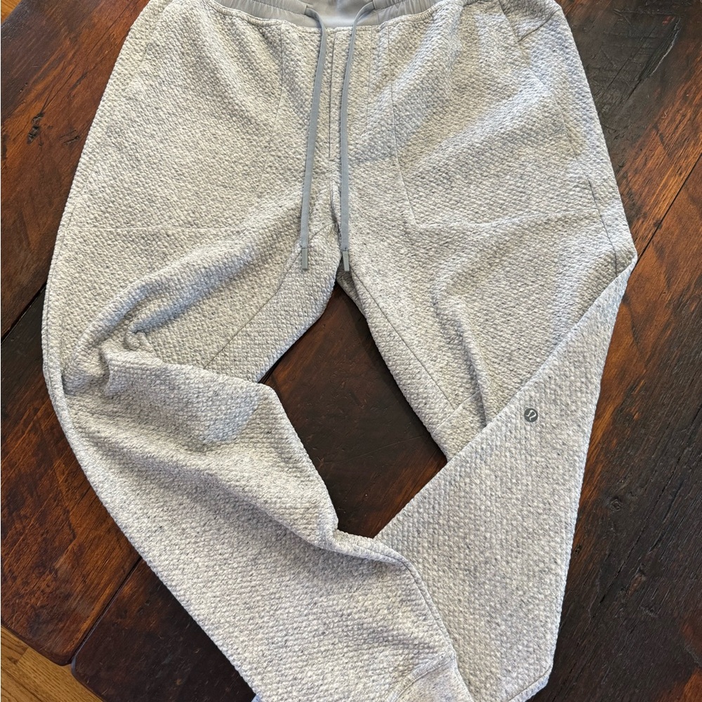 Lululemon Athletica Heathered Gray Joggers
